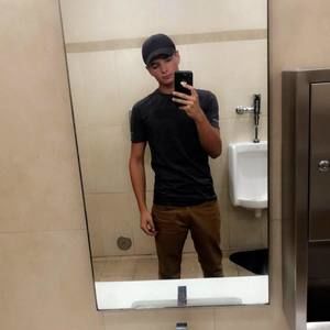 Meet your Posher, Justin